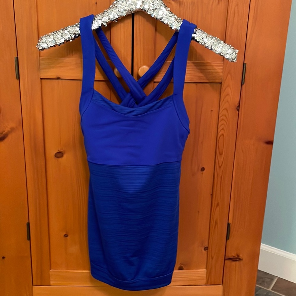 Athleta exercise top size small